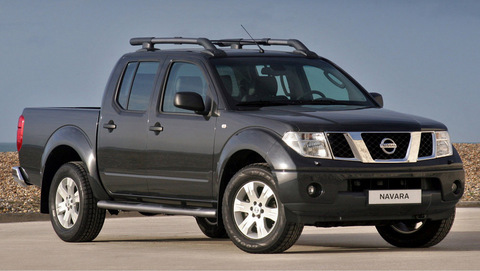 nissan navara 2005