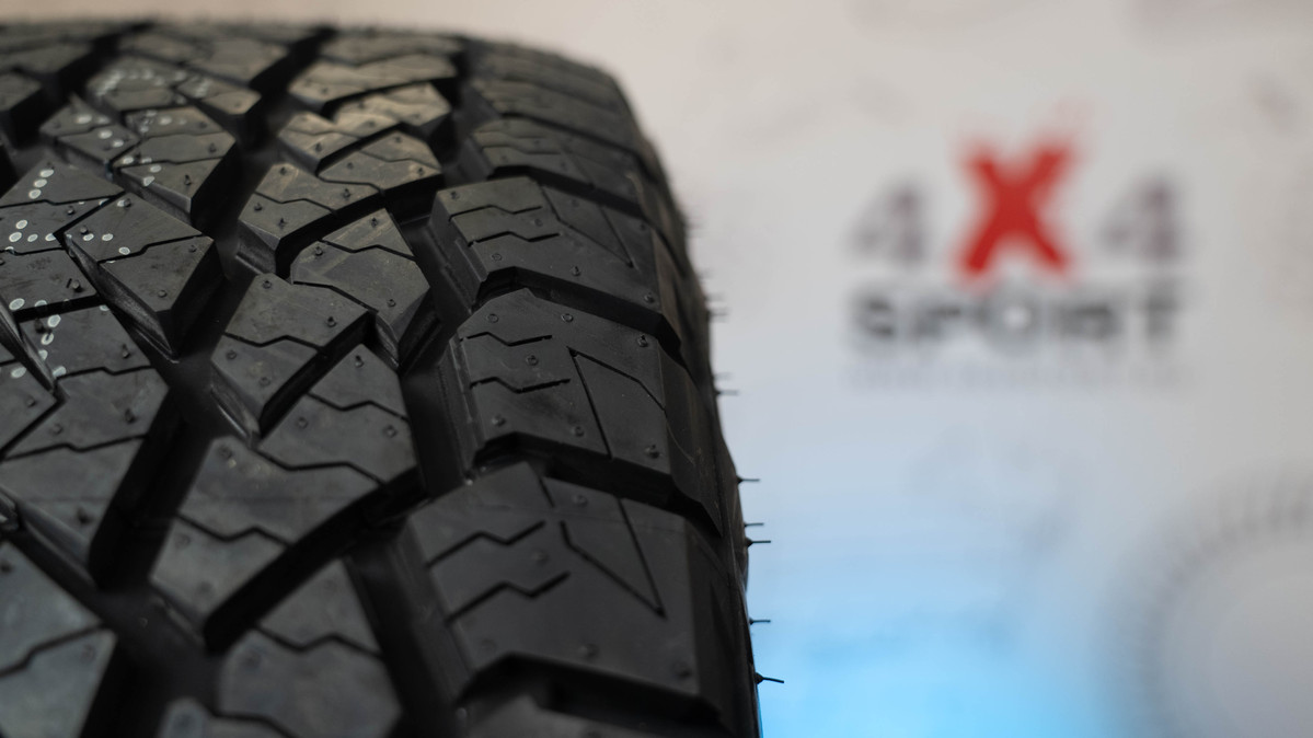 Maxxis RAZR AT-S
