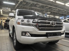 Toyota Land Cruiser 200 (2015-2021)    Comeup Seal Slim 12.5RS