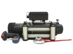    TR TROPHY 9,5 ( ) 