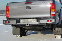    Toyota Hilux 06+ 