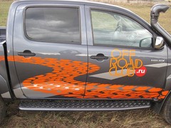    Toyota Hilux 06+  