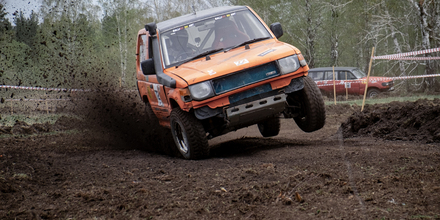 R BITVA 4x4: 5  ,   